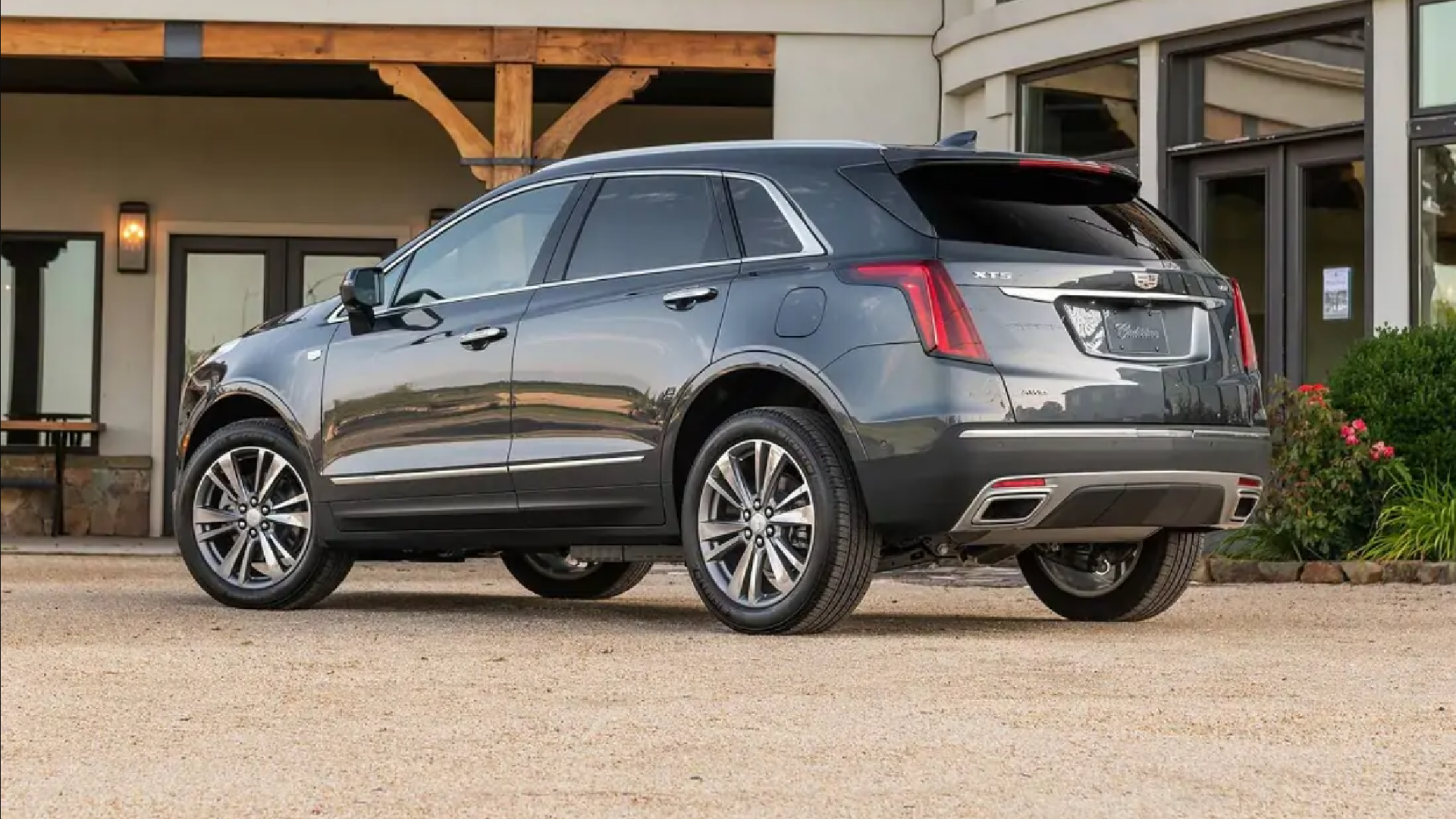 2025 Cadillac XT5: A Comprehensive guide of Prices and Specifications